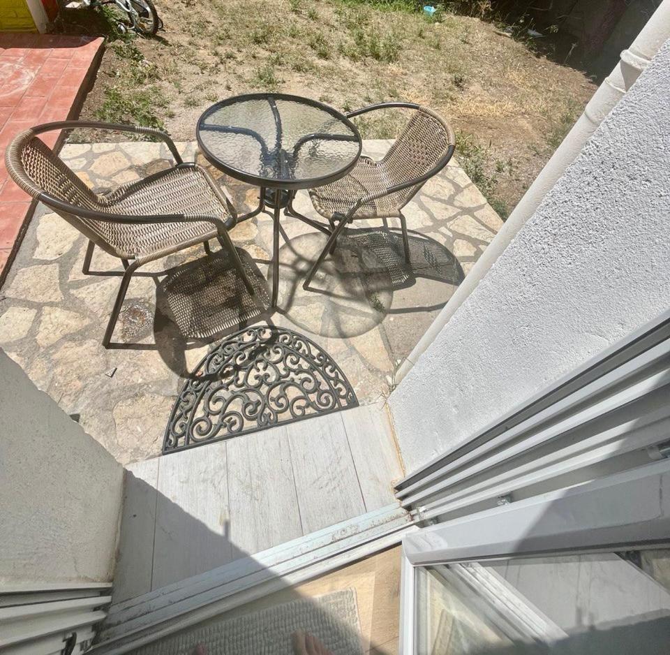 Charmant Et Confortable Appartement Нарбонн Екстер'єр фото